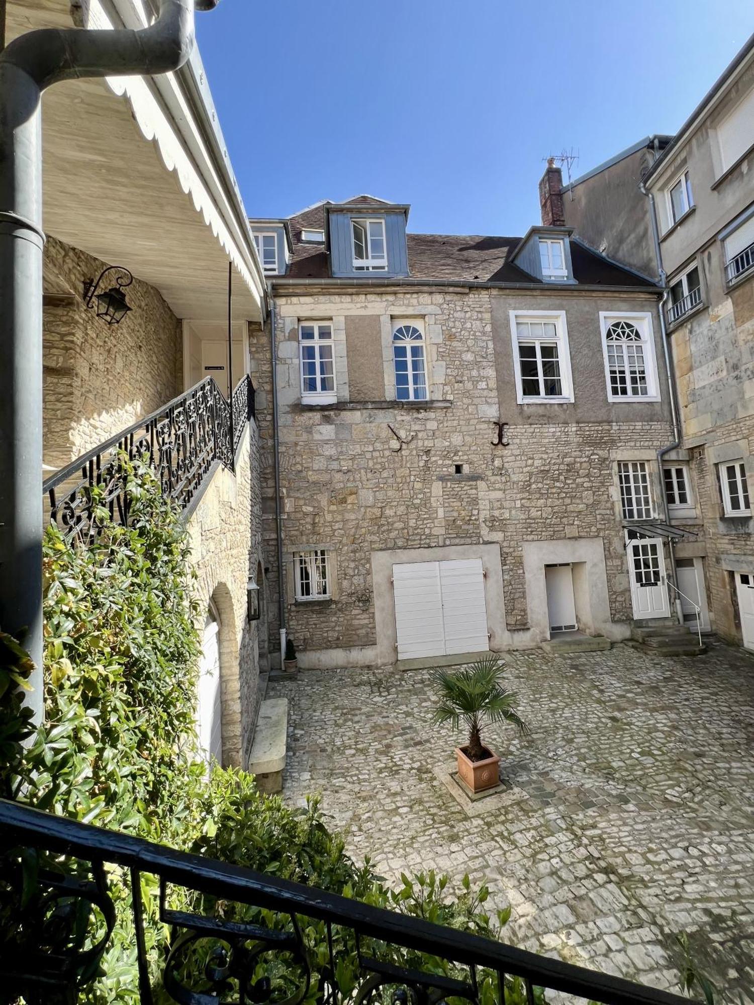 L'annexe Du 11 A 4*